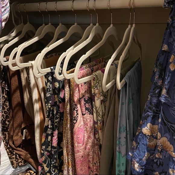 ๐ฎMY SPELL CLOSET RENOVATED, ORGANIZED, LISTING๐ฎ - Picture 4 of 5